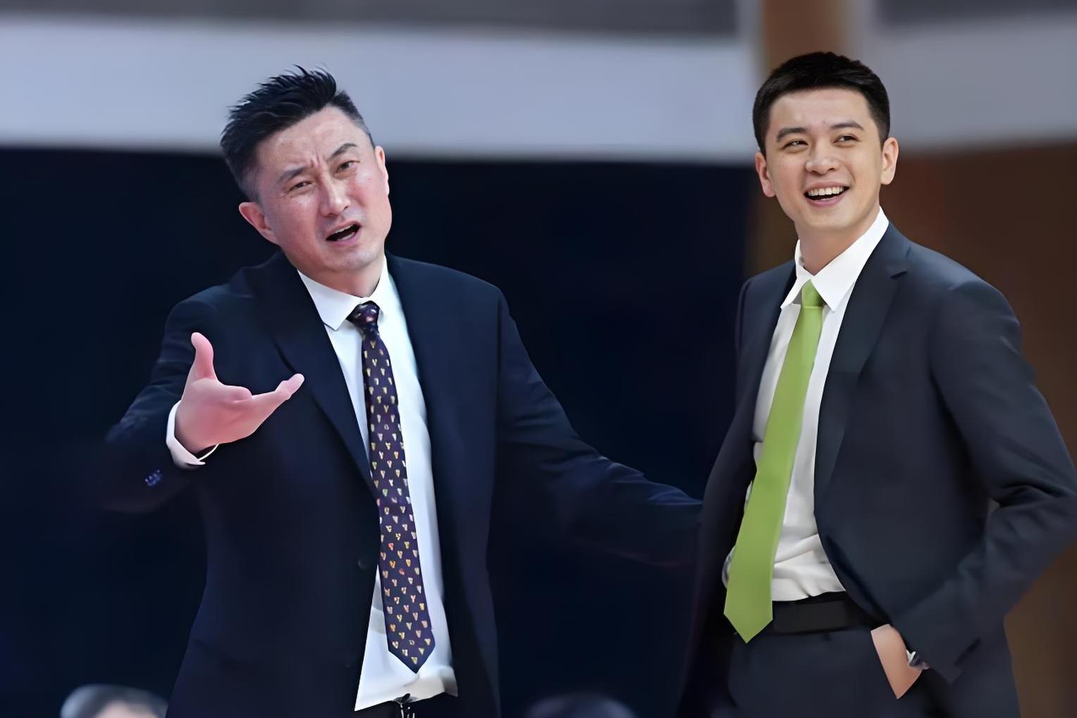 CBA季后赛关键时刻再迎强敌，布莱顿战术微调，主帅态度：媒体盛赞，纪律约束更严格